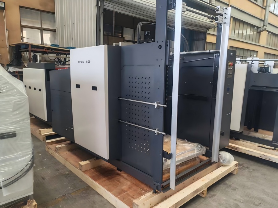 Yeni Star YFMD-850 Avtomatik Yüksək Sürətli Laminasiya Maşını Taylanda göndərilmək üzrədir!