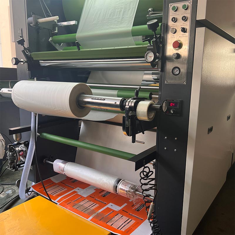 FHS-1050/1300 Soyuq və İsti Laminasiya Maşını